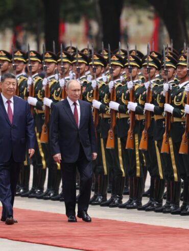 Kurz nach Donald Trump wird auch der russische Präsident Wladimir Putin in Peking empfangen.