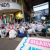 Protest vor Panzerbauer KNDS: Aktivisten blockieren Zufahrt in Mülheim an der Ruhr
