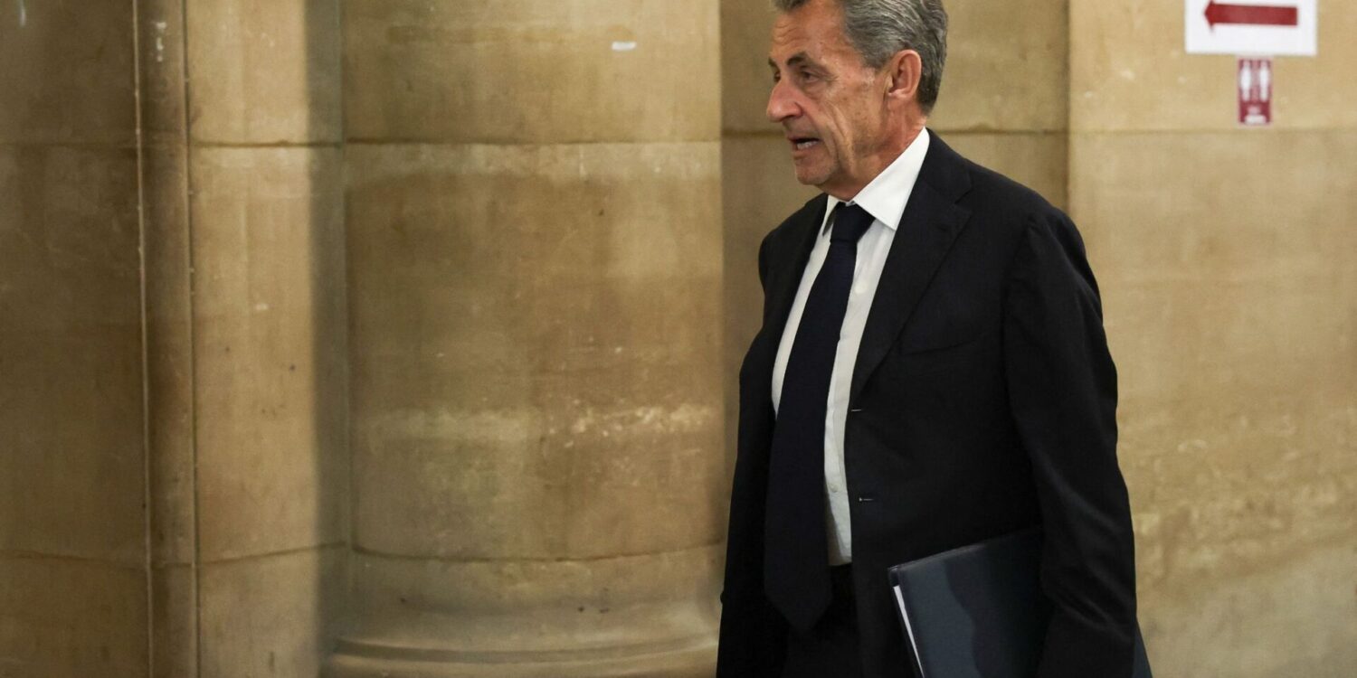 Frankreichs Ex-Präsident Sarkozy droht eine lange Haftstrafe (Archivbild).