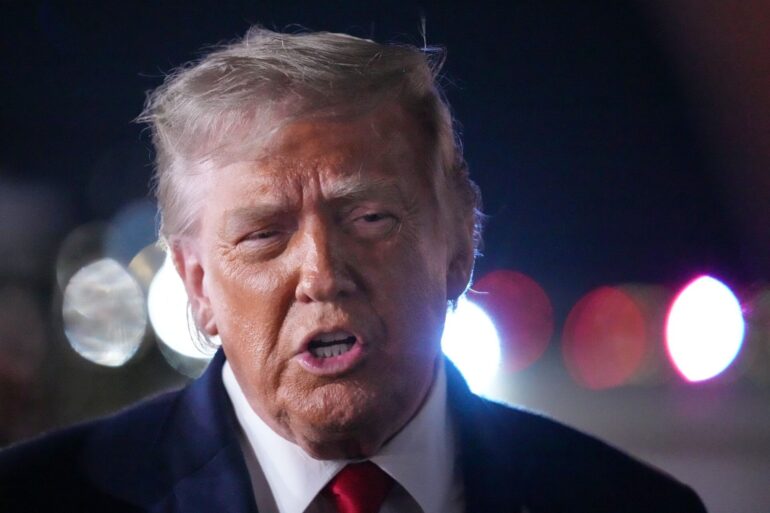 Die USA werden laut US-Präsident Trump auf einen iranischen Angriff reagieren müssen.