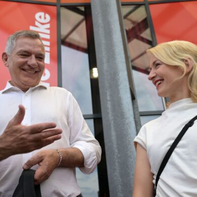 Jan van Aken und Ines Schwerdtner haben die Linke seit 2024 aus dem Umfragetief geführt.