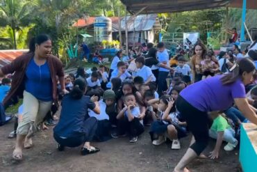 Vielerorts war es der erste Schultag auf den Philippinen.