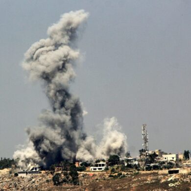 Allein am Sonntag zählten libanesische Medien rund 90 israelische Angriffe im Süden.