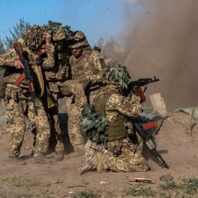 Ukrainische Männer sollen sich einem Einsatz im Krieg gegen Russland künftig schwerer entziehen können. (Archivbild)