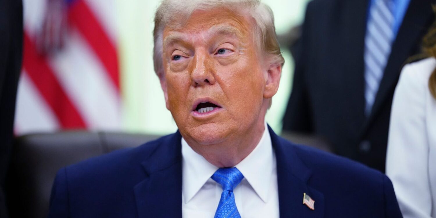 US-Präsident Donald Trump droht dem Iran mit neuen Angriffen.