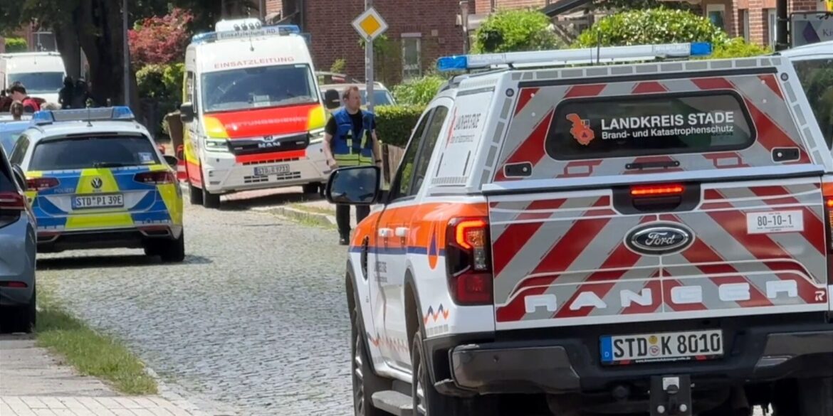 Die Polizei nahm zwei Menschen fest.