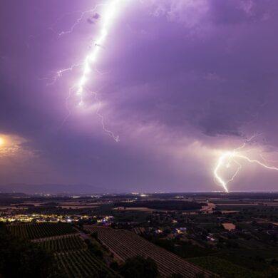 Auf die Gluthitze folgen Unwetter.