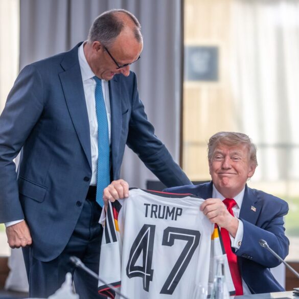 Vor der WM freute sich Bundeskanzler Merz noch auf das Turnier in den USA. (Archivbild)