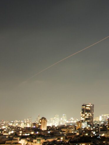 Erstmals seit dem 8. April feuerte der Iran Raketen auf Israel.