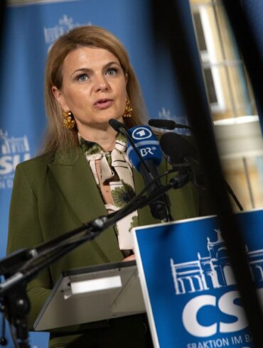 Die Pflegebevollmächtigte Katrin Staffler meint, «mit Klein-Klein» komme man angesichts der Pflege-Herausforderungen nicht weiter. (Archivbild)