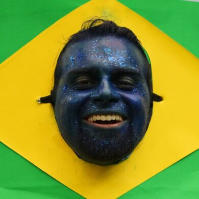 Fußball-WM - ein brasilianischer Fan feiert