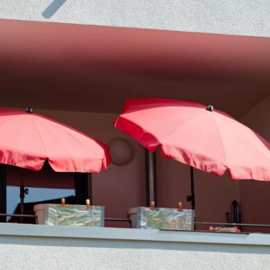 Schatten dürfte am Wochenende vielerorts begehrt sein.