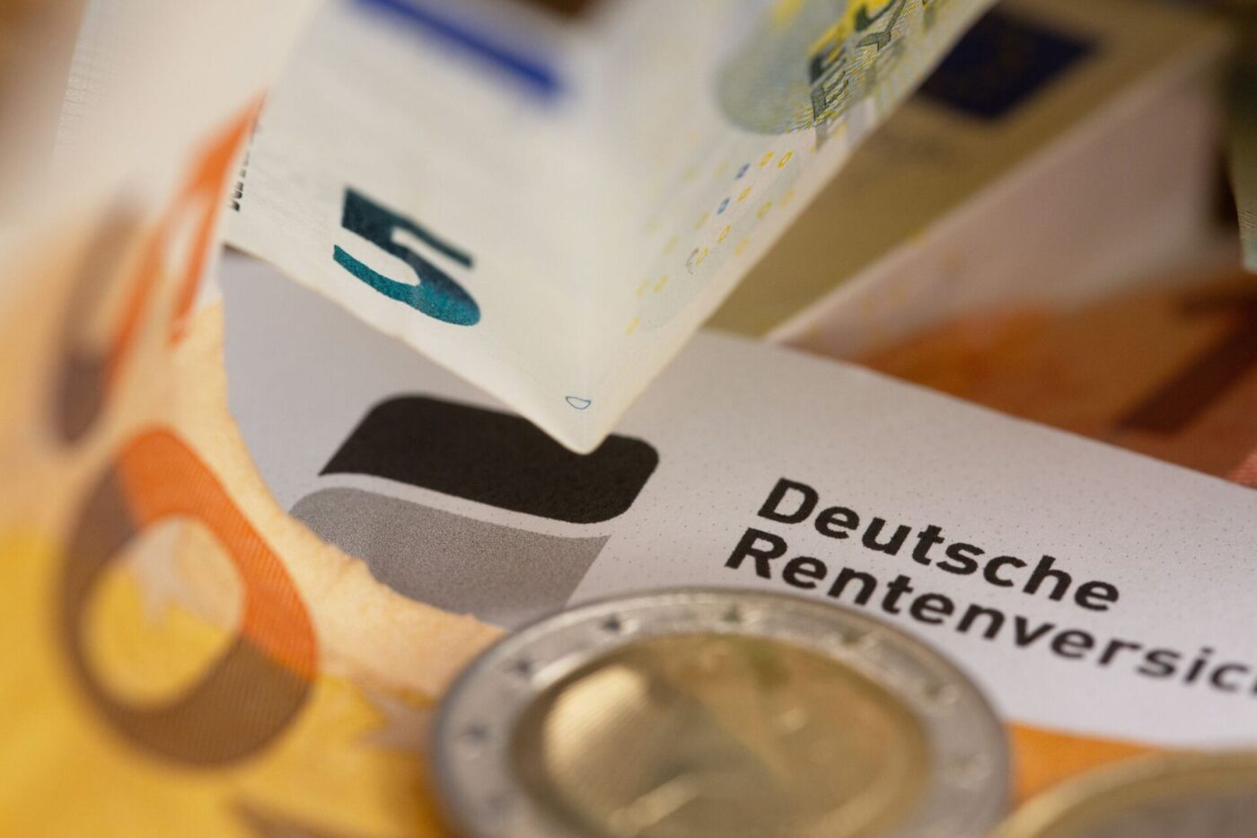 Wie wird das Rentensystem zukunftsfest? Fachleute haben 33 Vorschläge erarbeitet. (Symbolbild)