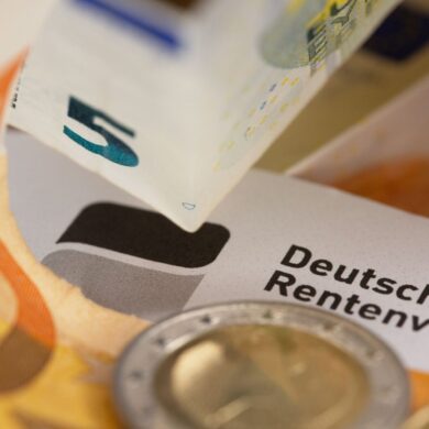 Wie wird das Rentensystem zukunftsfest? Fachleute haben 33 Vorschläge erarbeitet. (Symbolbild)