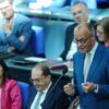 Merz hofft auf Klarheit zu Rentenreform bis Jahresende.