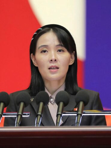 Nordkoreas Kim Yo Jong, Schwester von Machthaber Kim Jong Un, erteilt Bemühungen zur nuklearen Abrüstung des Landes eine klare Absage. (Archivbild)