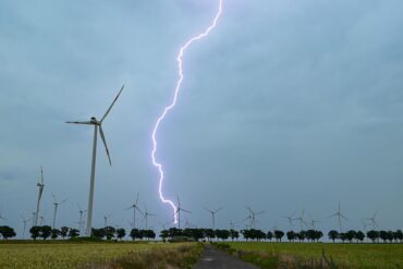 Gewitter, Stürme und Hitze zeigten am Wochenende bereits erste Spuren.