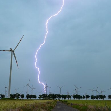Gewitter, Stürme und Hitze zeigten am Wochenende bereits erste Spuren.