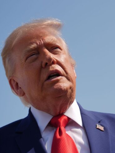 Trump kündigt nach iranischen Angriffen Vergeltung an. (Archivbild)