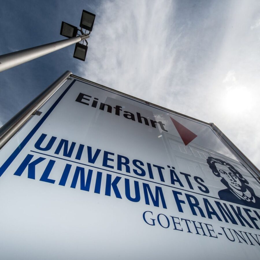 Der mit dem Ebola-Virus infizierte US-Bürger wird in Frankfurt behandelt. (Archivbild)