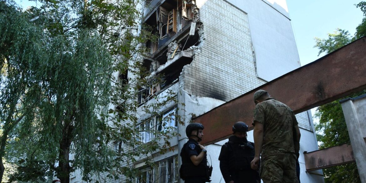 Russland zielte mit seinen Angriffen nach Angaben des Verteidigungsministeriums in Moskau unter anderem auf Rüstungsbetrieb in der Ukraine.