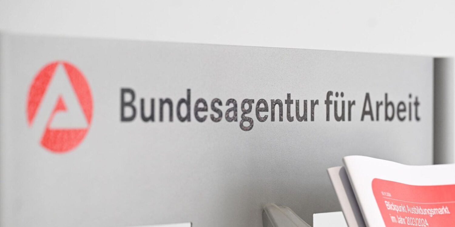 Die Zahl der Arbeitslosen in Deutschland hat die Grenze von drei Millionen erneut überschritten. (Symbolbild)
