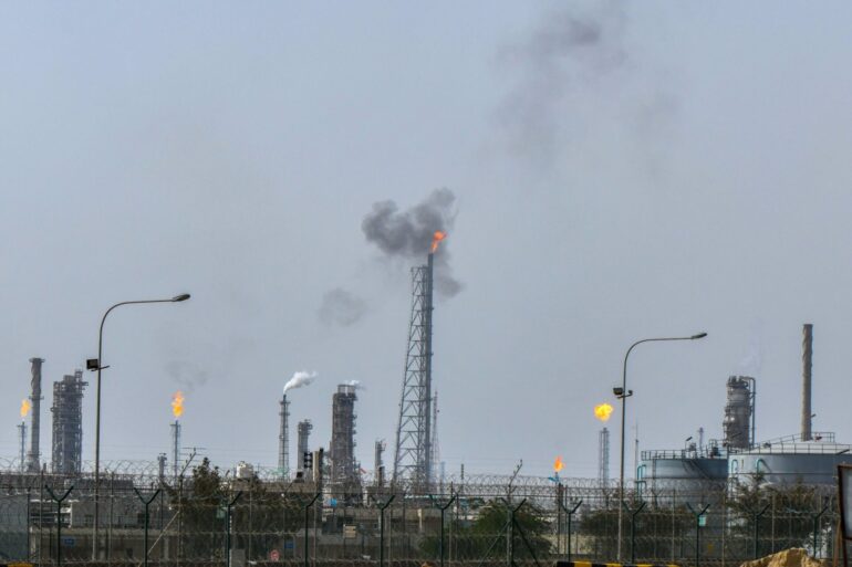 Kuwaits Staatsagentur Kuna hat iranische Angriffe auf einen «bedeutenden» Standort des Ölsektors gemeldet - ohne dabei genauere Details zu nennen. (Symbolbild)