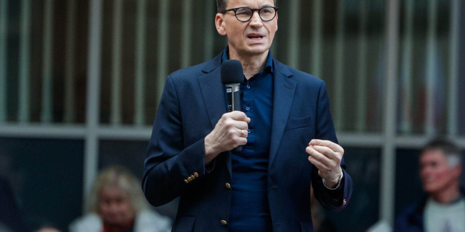 Polens Ex-Regierungschef Mateusz Morawiecki ließ es auf eine Machtprobe mit dem Parteivorsitzenden Jaroslaw Kaczynski ankommen. (Archivbild)