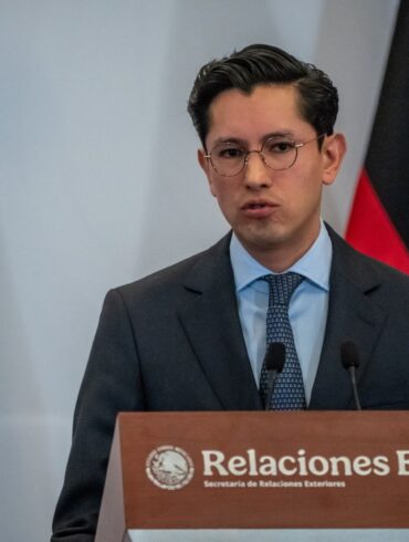 Mexikos Außenminister Roberto Velasco sagt, man werde nun auch juristisch auf die Vorfälle reagieren. (Archivbild)