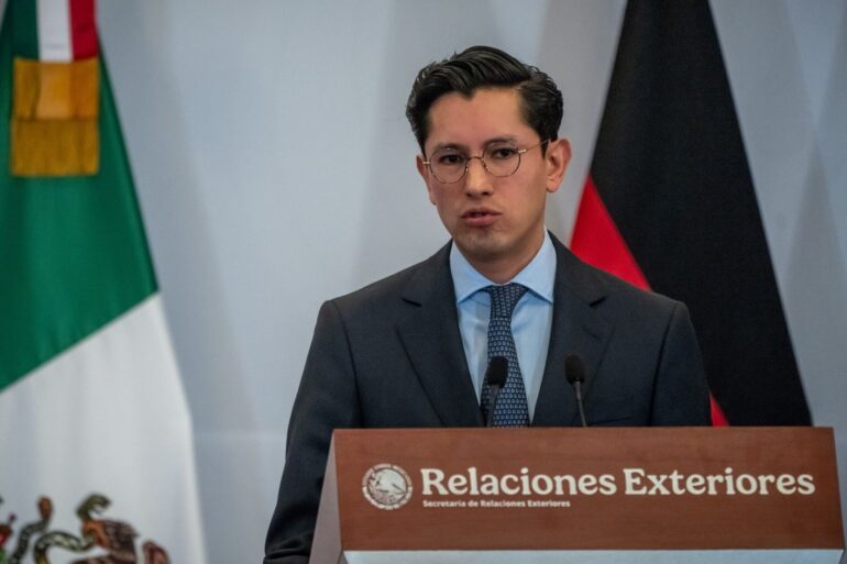 Mexikos Außenminister Roberto Velasco sagt, man werde nun auch juristisch auf die Vorfälle reagieren. (Archivbild)