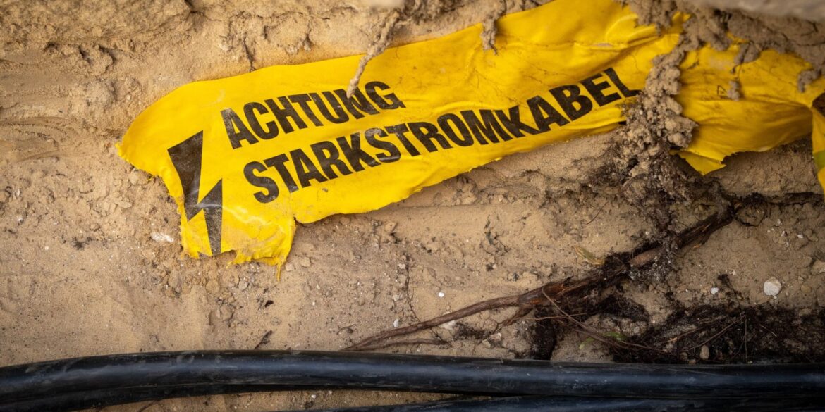 Anfang Januar waren Tausende Haushalte im Berliner Südwesten von einem Stromausfall betroffen. (Symbolbild)