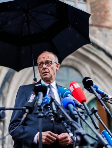 Friedrich Merz: Nicht von Taten wie Angriff beim CSD einschüchtern lassen.