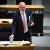 Berlins Regierender Bürgermeister Kai Wegner (CDU) ist unter verstärktem Druck. (Archivbild)