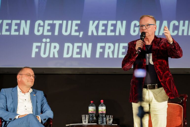 Uwe Steimle weist die Kritik zurück.