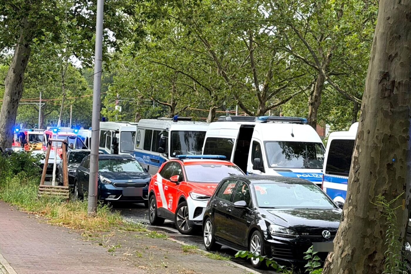 Der mutmaßliche Täter wurde bei einem Polizeieinsatz in Berlin-Spandau getötet.