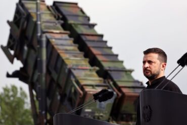 Beim Nato-Gipfel in der Türkei wirbt Selenskyj für mehr Lieferungen dringend benötigter Flugabwehrraketen für Patriot-Systeme an sein von Russland angegriffenes Land. (Archivbild)