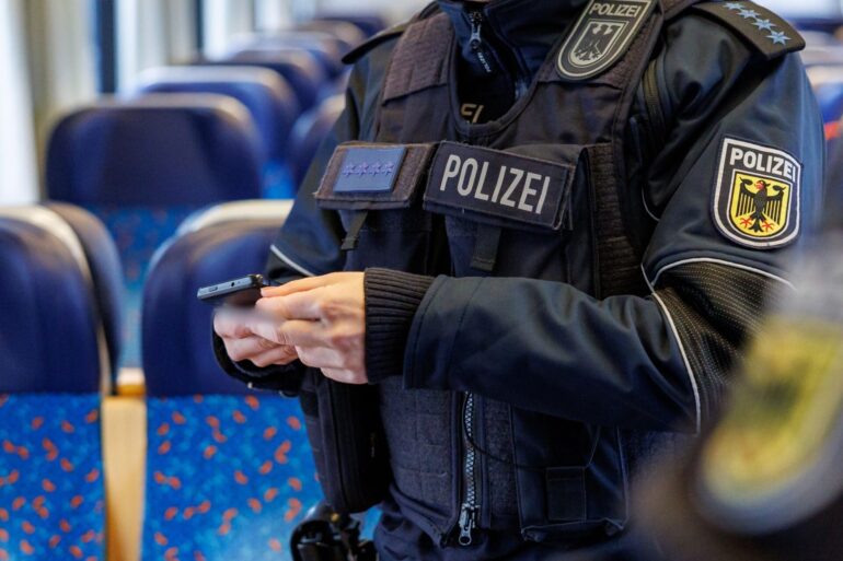 Die Kläger wehren sich gegen Personenkontrollen an der Grenze (Illustration)