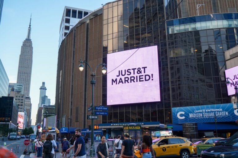 Taylor Swift und Travis Kelce sind verheiratet.