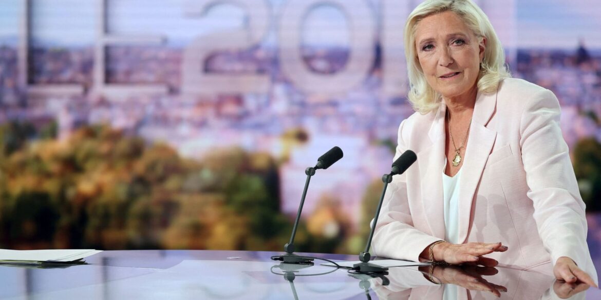 Marine Le Pen geht voll auf Risiko und tritt trotz eines offenen Gerichtsverfahrens als Präsidentschaftskandidatin an.