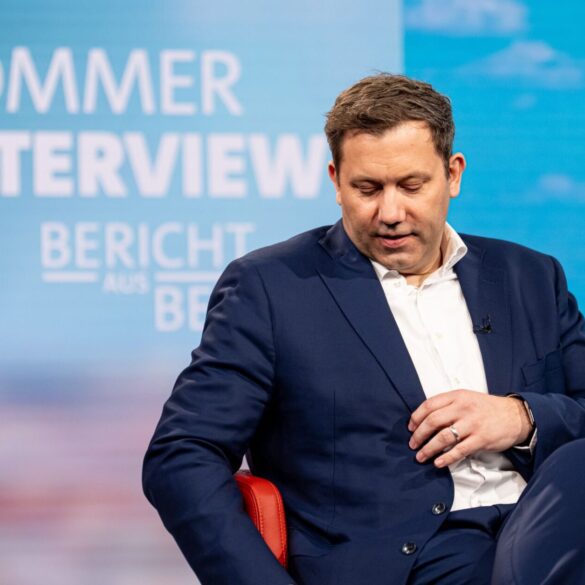 «Man kann sich gegenüber Putin nicht mit der schwarzen Null verteidigen», sagt der Finanzminister.