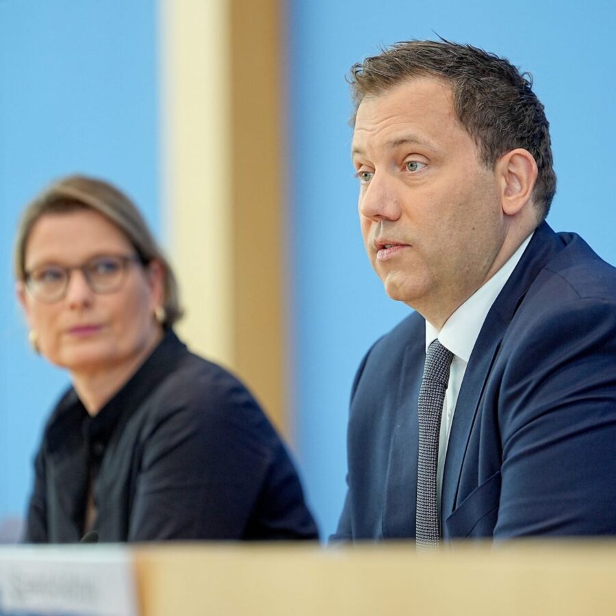 Vorstellung eines Aktionsplans zur Bekämpfung von Steuer- und Finanzkriminalität: unter anderem härtere Strafen, Registrierkassen-Pflicht und bessere Koordination von Ermittlungen