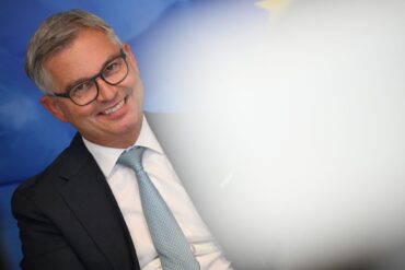 Für EU-Migrationskommissar Magnus Brunner ist der Zeitpunkt für ein Ende der Grenzkontrollen innerhalb der EU gekommen.