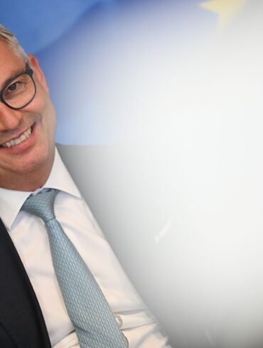 Für EU-Migrationskommissar Magnus Brunner ist der Zeitpunkt für ein Ende der Grenzkontrollen innerhalb der EU gekommen.