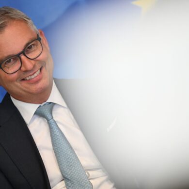 Für EU-Migrationskommissar Magnus Brunner ist der Zeitpunkt für ein Ende der Grenzkontrollen innerhalb der EU gekommen.