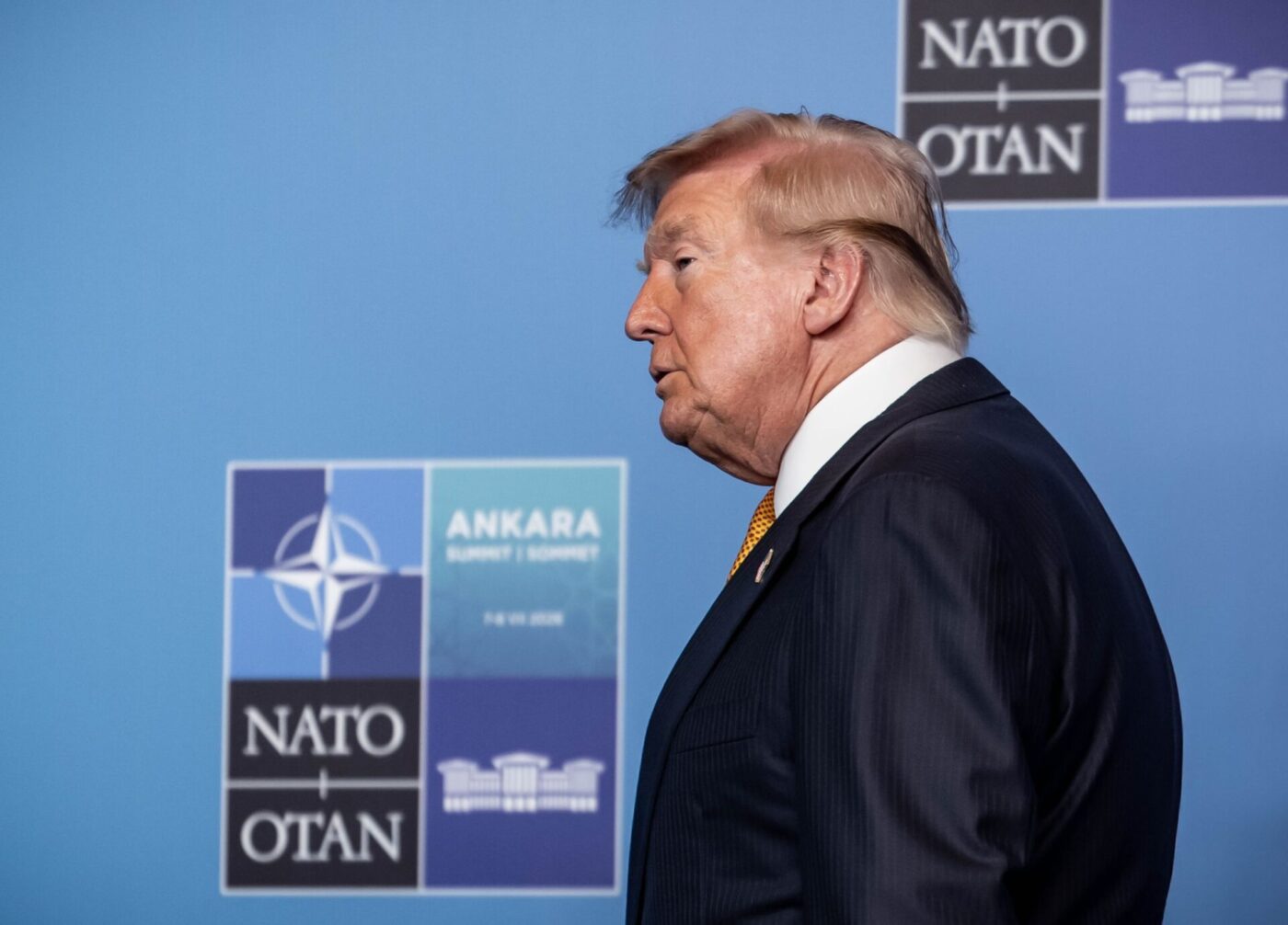 Trump geht beim Gipfel auf die Europäer los.