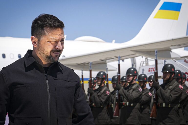 Der ukrainische Präsident Wolodymyr Selenskyj kann sich über ein neues Hilfsversprechen freuen.