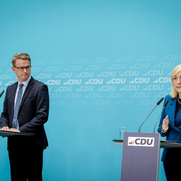Das sind nur zwei Personen, um die es bei der großen Rochade von Friedrich Merz geht.