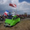 Tour de France: Fans, Fahnen, Feld – und eine Ente