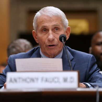 Der US-Immunologe Fauci hat von seinem Schweigerecht Gebrauch gemacht.