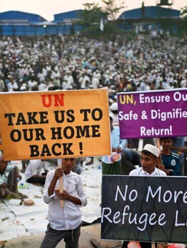 Rohingya-Flüchtlinge leben teils seit Jahrzehnten in Bangladesch (Archivbild)